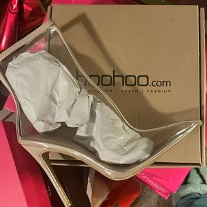 Pointed Nude/Clear boot